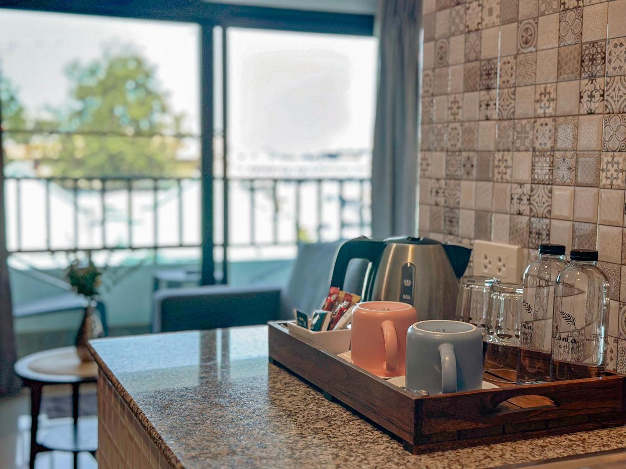 Nalanta Hotel Патая Екстериор снимка